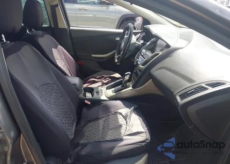 2012 Ford Focus Sel z USA, uszkodzony, nr VIN 1FAHP3M22CL309196